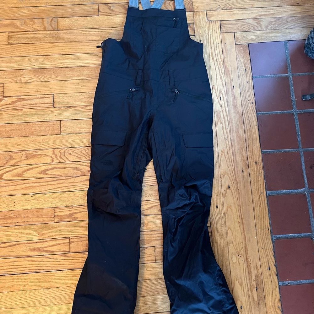 The North Face Women's Black Snow Bib